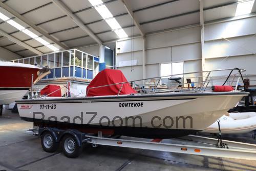 Boston Whaler Outrage 22 tekniske specifikationer og anmeldelser